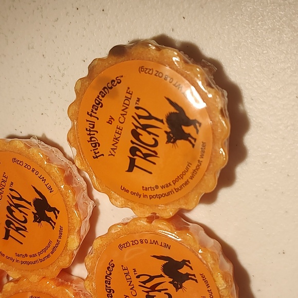 Yankee Candle Lot Of 10 Tricky Wax Melts/Tarts They Have Some Color Transfer - Picture 2 of 4